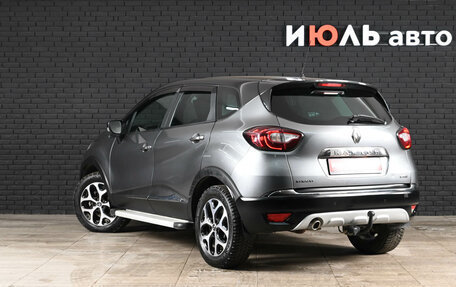 Renault Kaptur I рестайлинг, 2017 год, 1 597 000 рублей, 8 фотография