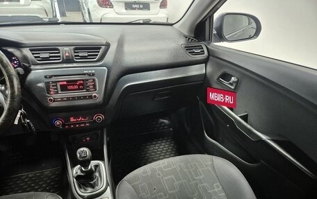 KIA Rio III рестайлинг, 2015 год, 696 000 рублей, 22 фотография