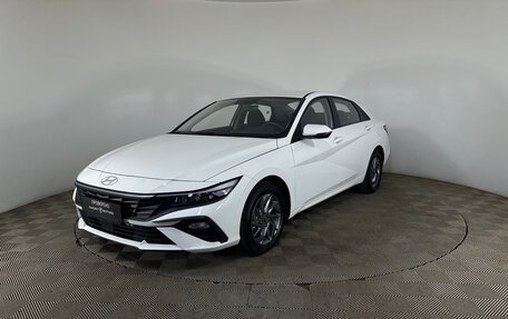 Hyundai Elantra, 2024 год, 2 500 000 рублей, 1 фотография