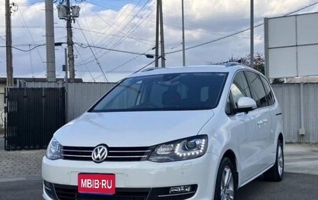 Volkswagen Sharan II, 2015 год, 1 540 000 рублей, 1 фотография