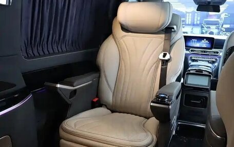 Mercedes-Benz V-Класс, 2024 год, 12 400 000 рублей, 16 фотография
