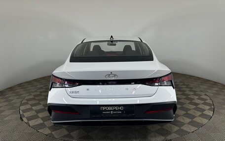 Hyundai Elantra, 2024 год, 2 500 000 рублей, 3 фотография
