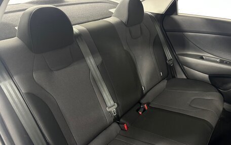 Hyundai Elantra, 2024 год, 2 500 000 рублей, 15 фотография