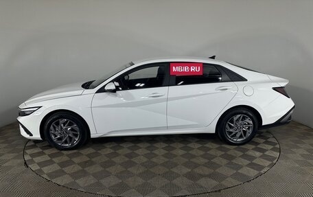 Hyundai Elantra, 2024 год, 2 500 000 рублей, 5 фотография