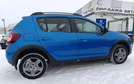 Renault Sandero II рестайлинг, 2020 год, 1 200 000 рублей, 3 фотография