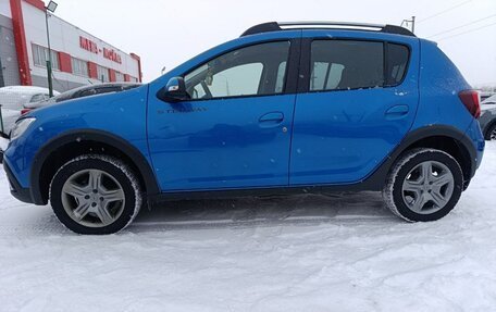 Renault Sandero II рестайлинг, 2020 год, 1 200 000 рублей, 7 фотография