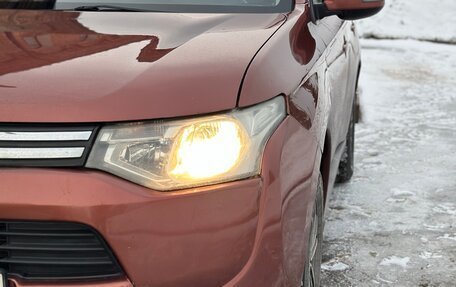 Mitsubishi Outlander III рестайлинг 3, 2012 год, 975 000 рублей, 17 фотография