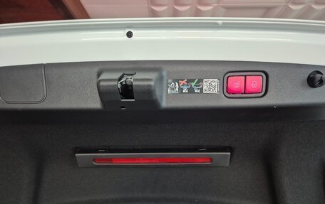 Mercedes-Benz E-Класс, 2024 год, 6 730 000 рублей, 17 фотография