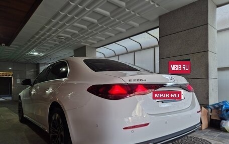 Mercedes-Benz E-Класс, 2024 год, 6 730 000 рублей, 4 фотография