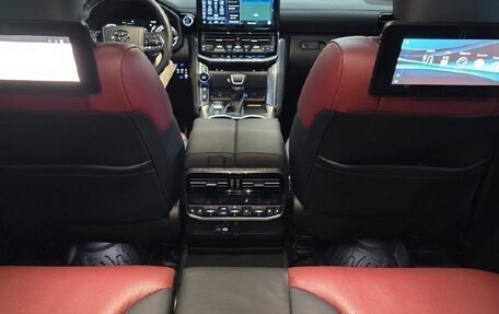 Toyota Land Cruiser, 2025 год, 12 170 000 рублей, 13 фотография