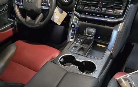 Toyota Land Cruiser, 2025 год, 12 170 000 рублей, 15 фотография