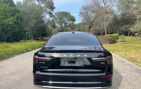 Volvo S90 II рестайлинг, 2025 год, 6 790 000 рублей, 4 фотография