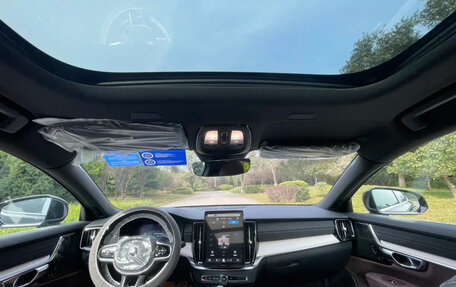 Volvo S90 II рестайлинг, 2025 год, 6 790 000 рублей, 6 фотография