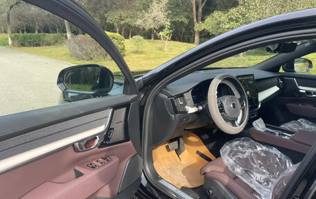 Volvo S90 II рестайлинг, 2025 год, 6 790 000 рублей, 8 фотография