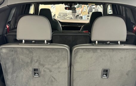 Audi Q7, 2025 год, 15 999 000 рублей, 23 фотография