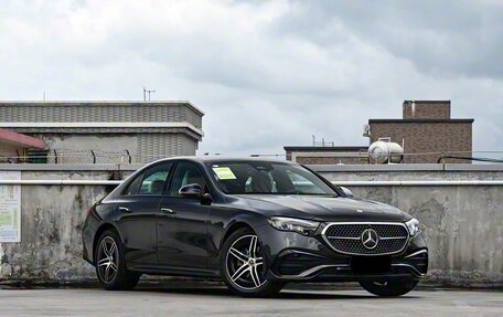 Mercedes-Benz E-Класс, 2025 год, 7 620 000 рублей, 2 фотография