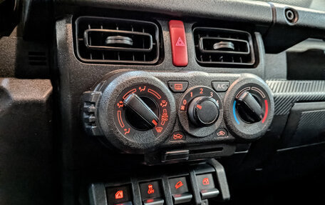 Suzuki Jimny, 2021 год, 2 700 000 рублей, 20 фотография