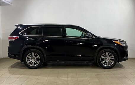 Toyota Highlander III, 2014 год, 3 250 000 рублей, 4 фотография