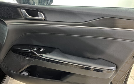 KIA K5, 2020 год, 2 350 000 рублей, 24 фотография