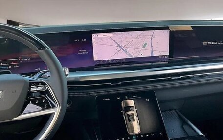 Cadillac Escalade V, 2025 год, 15 442 000 рублей, 7 фотография