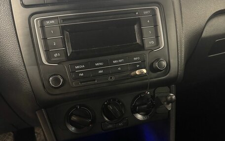 Volkswagen Polo VI (EU Market), 2016 год, 477 000 рублей, 10 фотография