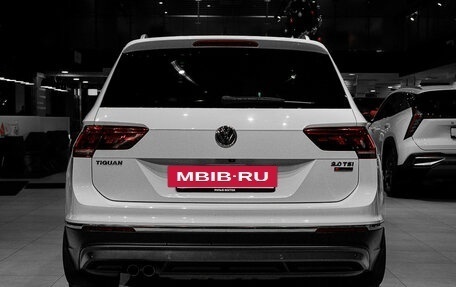 Volkswagen Tiguan II, 2017 год, 1 899 000 рублей, 5 фотография