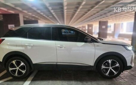 Peugeot 3008 II, 2021 год, 1 477 000 рублей, 4 фотография