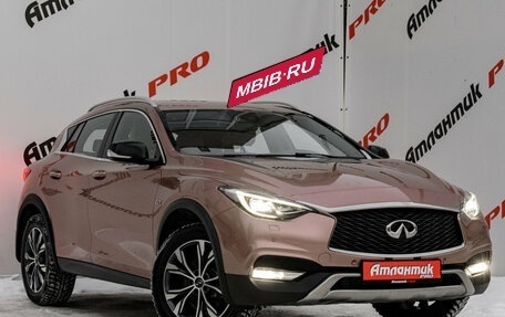 Infiniti QX30, 2017 год, 2 200 000 рублей, 3 фотография