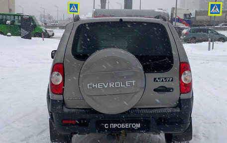 Chevrolet Niva I рестайлинг, 2017 год, 750 000 рублей, 5 фотография