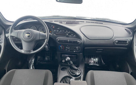 Chevrolet Niva I рестайлинг, 2017 год, 750 000 рублей, 8 фотография