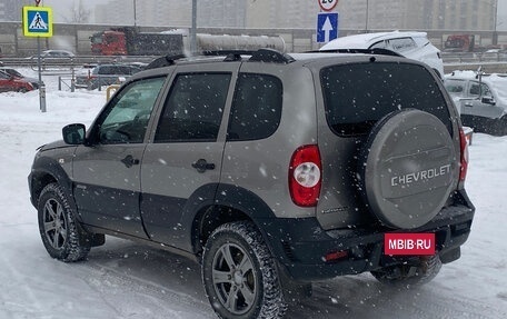 Chevrolet Niva I рестайлинг, 2017 год, 750 000 рублей, 6 фотография