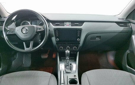 Skoda Octavia, 2017 год, 1 599 000 рублей, 12 фотография