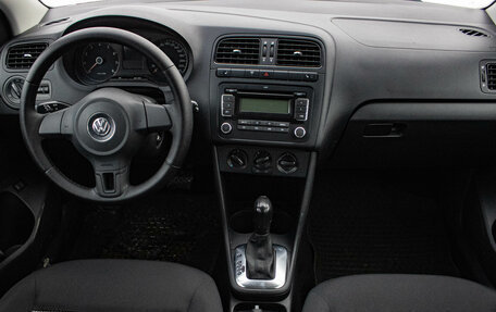 Volkswagen Polo VI (EU Market), 2012 год, 819 000 рублей, 5 фотография