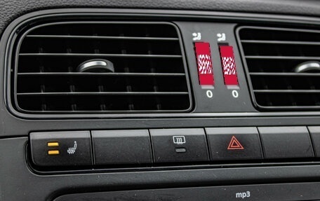 Volkswagen Polo VI (EU Market), 2012 год, 819 000 рублей, 13 фотография