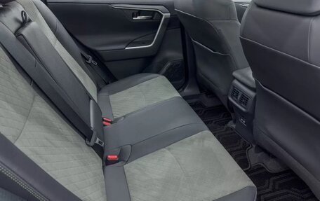 Toyota RAV4, 2025 год, 4 250 000 рублей, 26 фотография