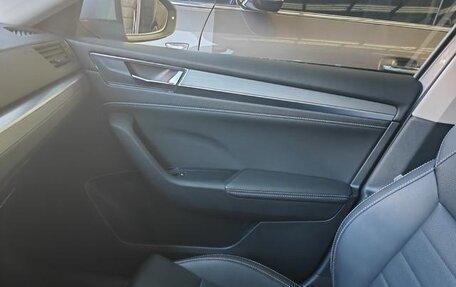Skoda Superb III рестайлинг, 2022 год, 1 990 000 рублей, 11 фотография
