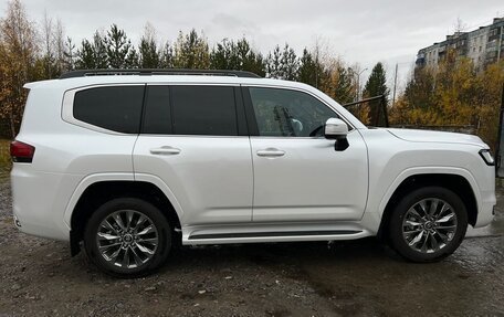 Toyota Land Cruiser, 2023 год, 11 600 000 рублей, 3 фотография