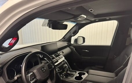 Toyota Land Cruiser, 2023 год, 11 600 000 рублей, 7 фотография