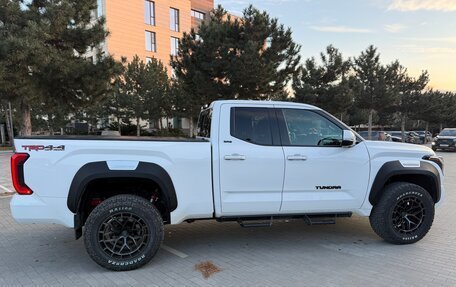 Toyota Tundra, 2022 год, 9 000 000 рублей, 7 фотография