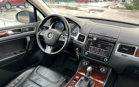 Volkswagen Touareg III, 2015 год, 2 597 000 рублей, 21 фотография