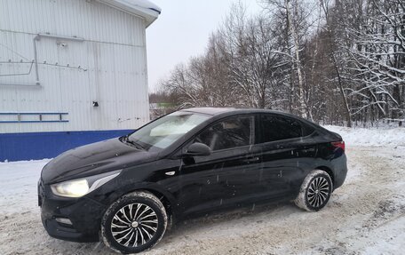 Hyundai Solaris II рестайлинг, 2019 год, 1 050 000 рублей, 2 фотография