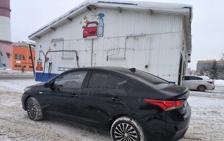 Hyundai Solaris II рестайлинг, 2019 год, 1 050 000 рублей, 3 фотография