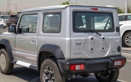Suzuki Jimny, 2025 год, 1 940 000 рублей, 5 фотография