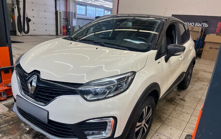 Renault Kaptur I рестайлинг, 2017 год, 1 399 000 рублей, 3 фотография