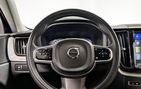 Volvo XC60 II, 2020 год, 3 900 000 рублей, 21 фотография