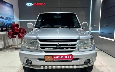 Mitsubishi Pajero iO, 2001 год, 520 000 рублей, 2 фотография