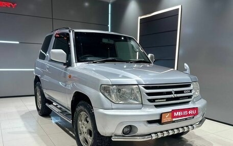 Mitsubishi Pajero iO, 2001 год, 520 000 рублей, 3 фотография