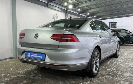 Volkswagen Passat B8 рестайлинг, 2018 год, 1 999 000 рублей, 5 фотография