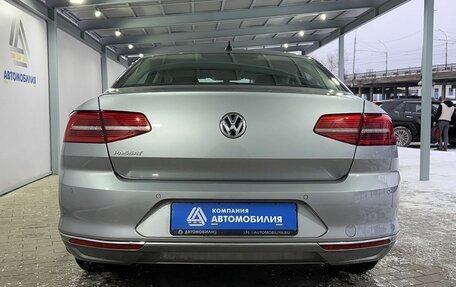 Volkswagen Passat B8 рестайлинг, 2018 год, 1 999 000 рублей, 4 фотография