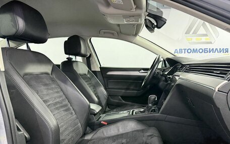 Volkswagen Passat B8 рестайлинг, 2018 год, 1 999 000 рублей, 11 фотография